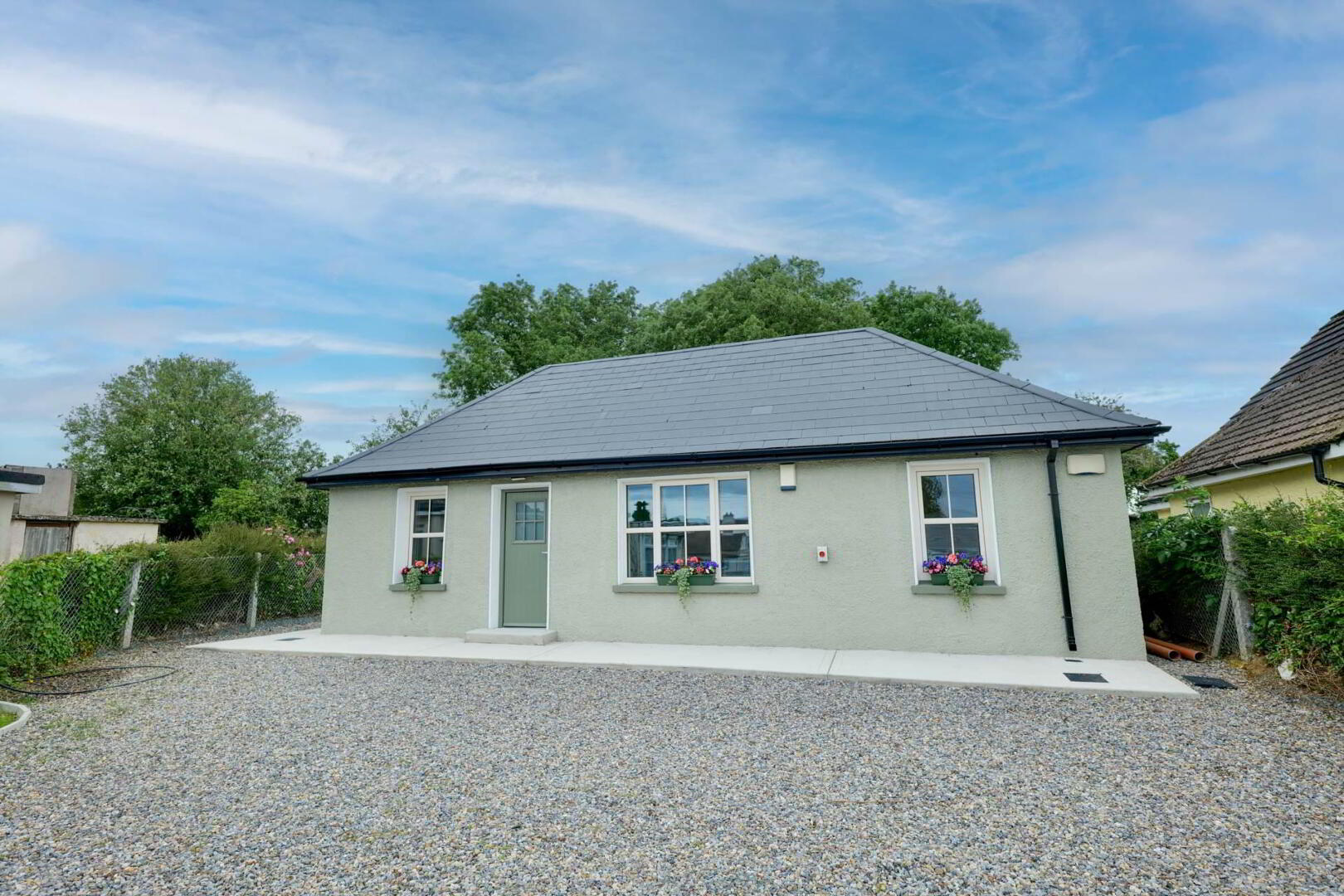 property description image