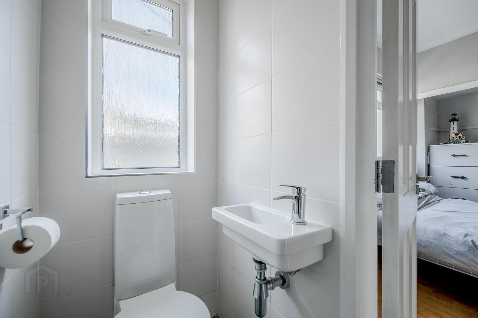 7 Seahill Road 11 of 43