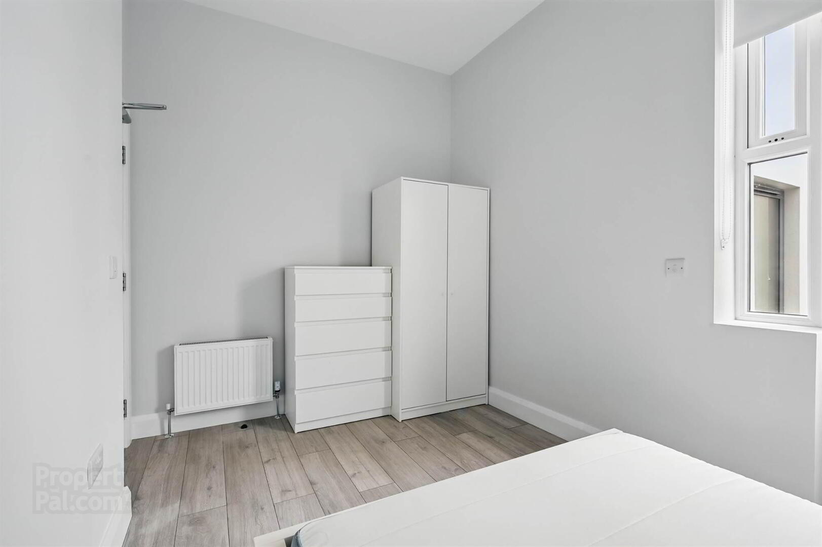 Apt 2, 37 Wellington Park 13 of 14
