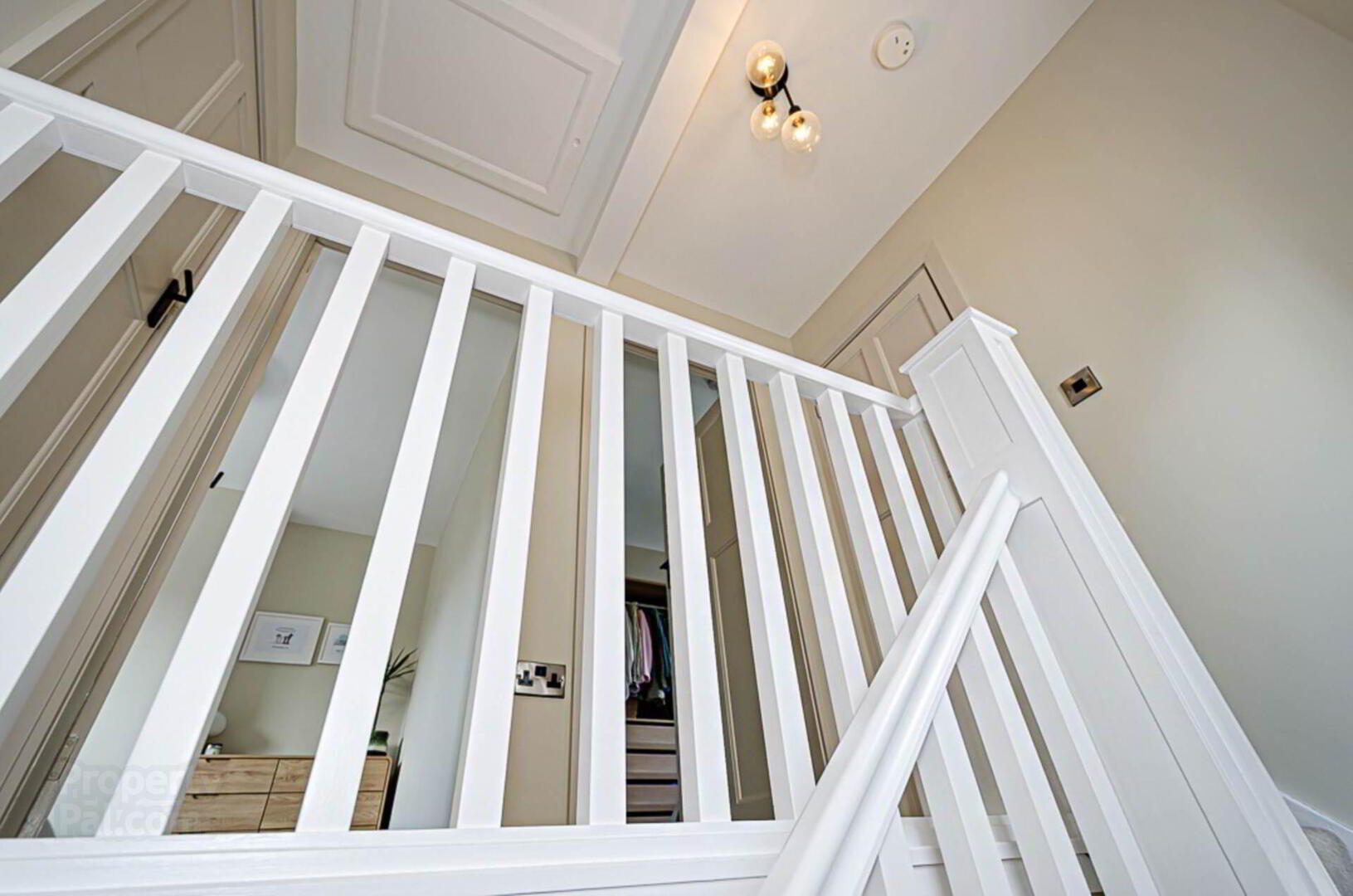 4 Mount Merrion Drive 27 of 56
