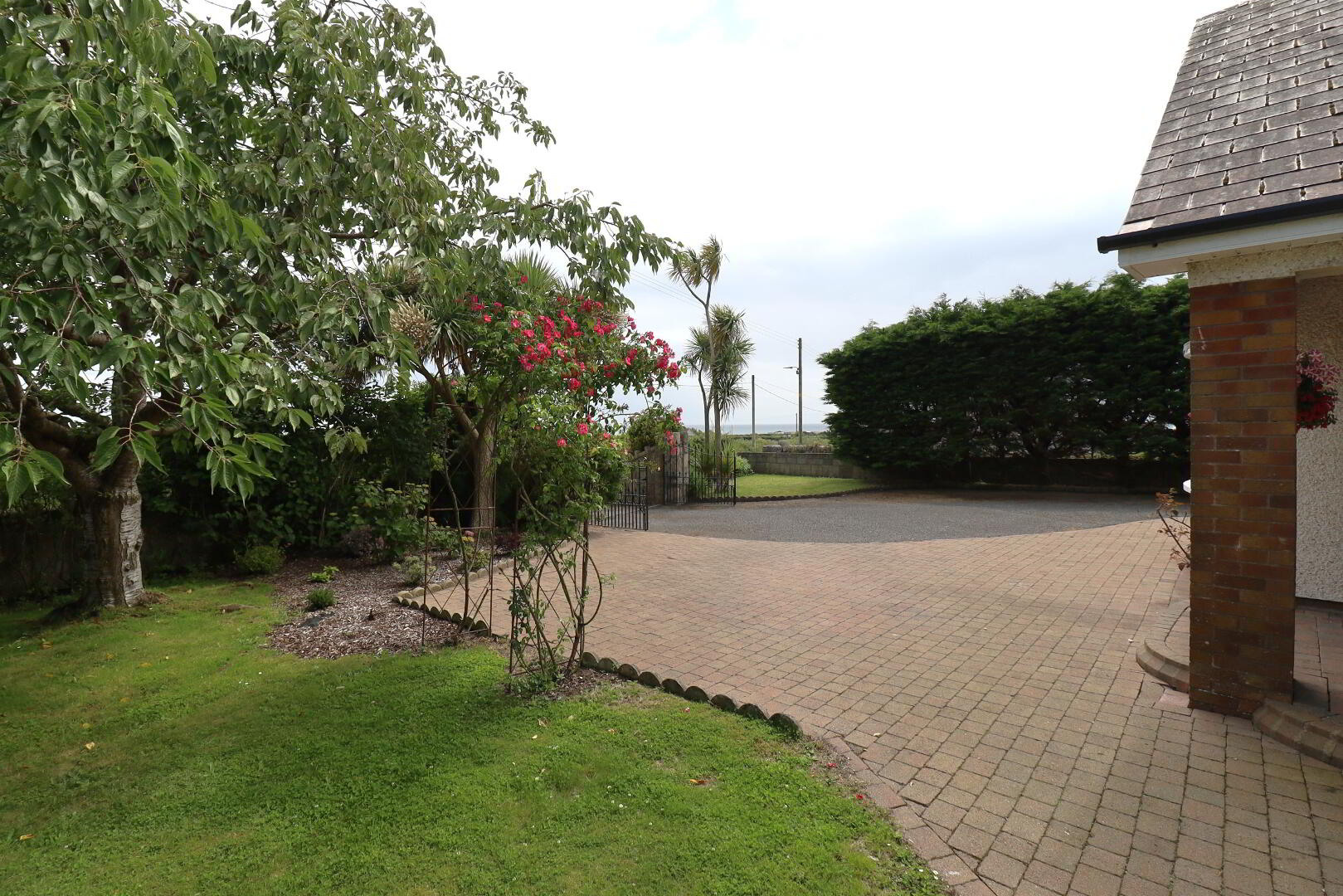 17a Leestone Road 7 of 42