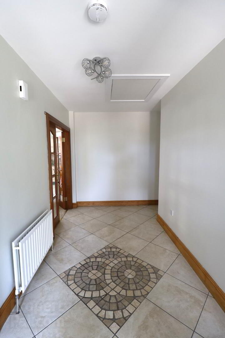 17a Leestone Road 11 of 42