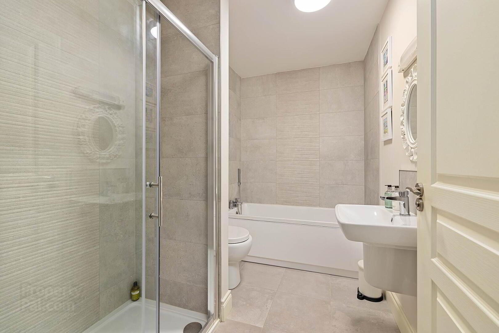 26 Somerton Avenue 26 of 31