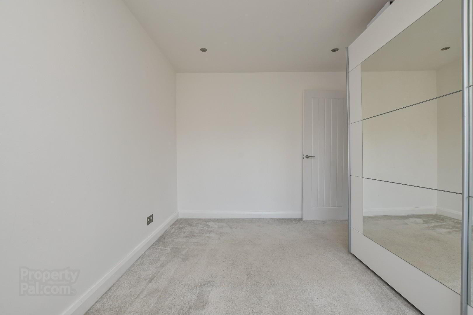 26 Castlelodge Avenue 17 of 27