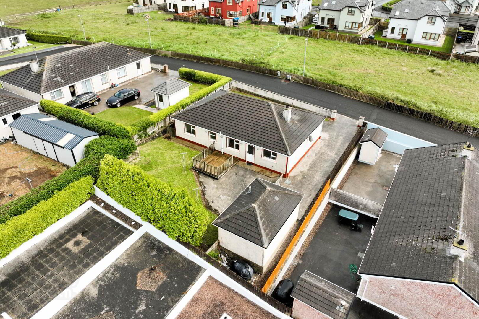 31 Tullan Strand Road 3 of 27