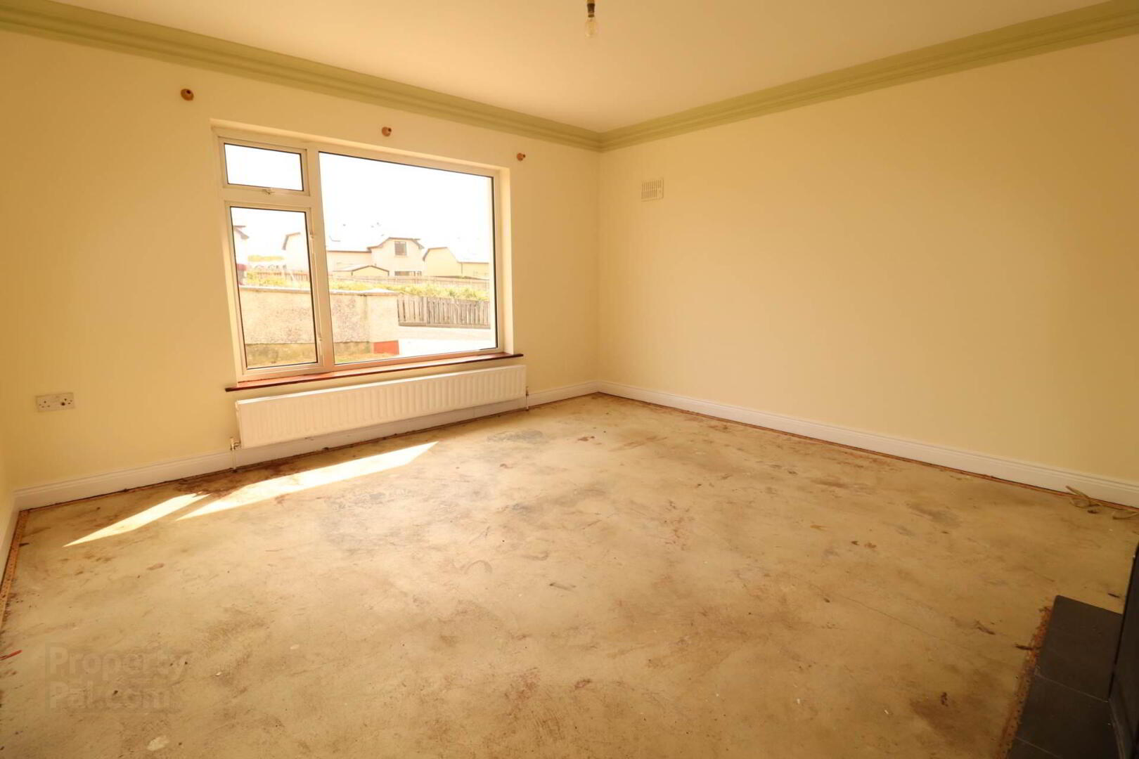 31 Tullan Strand Road 13 of 27