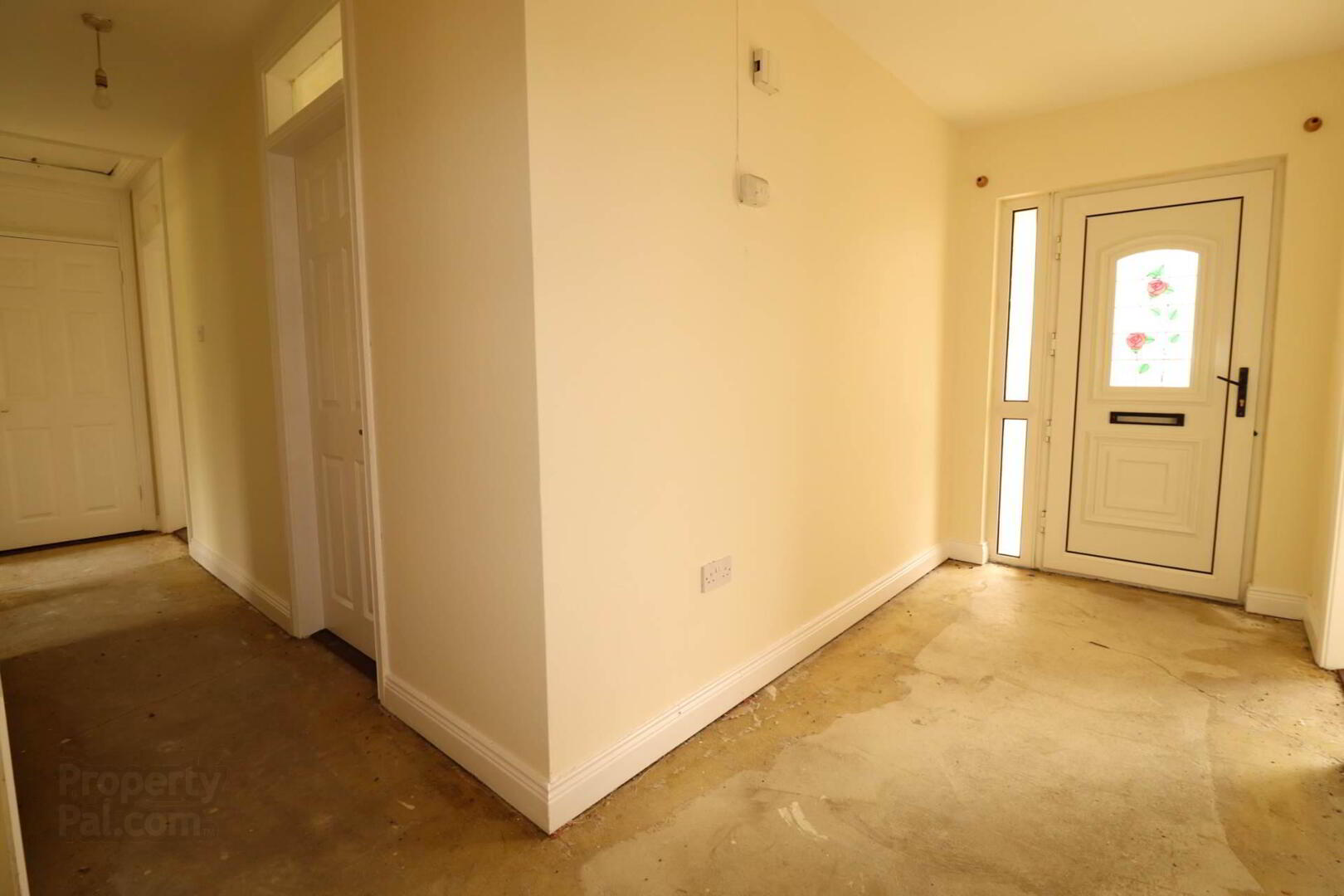 31 Tullan Strand Road 6 of 27