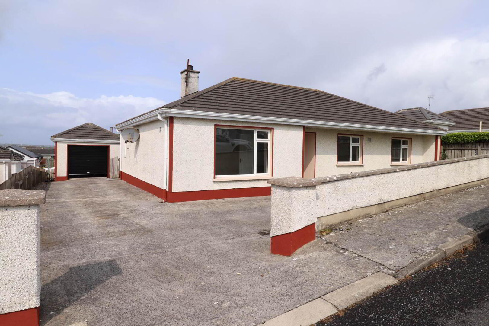 31 Tullan Strand Road 20 of 27