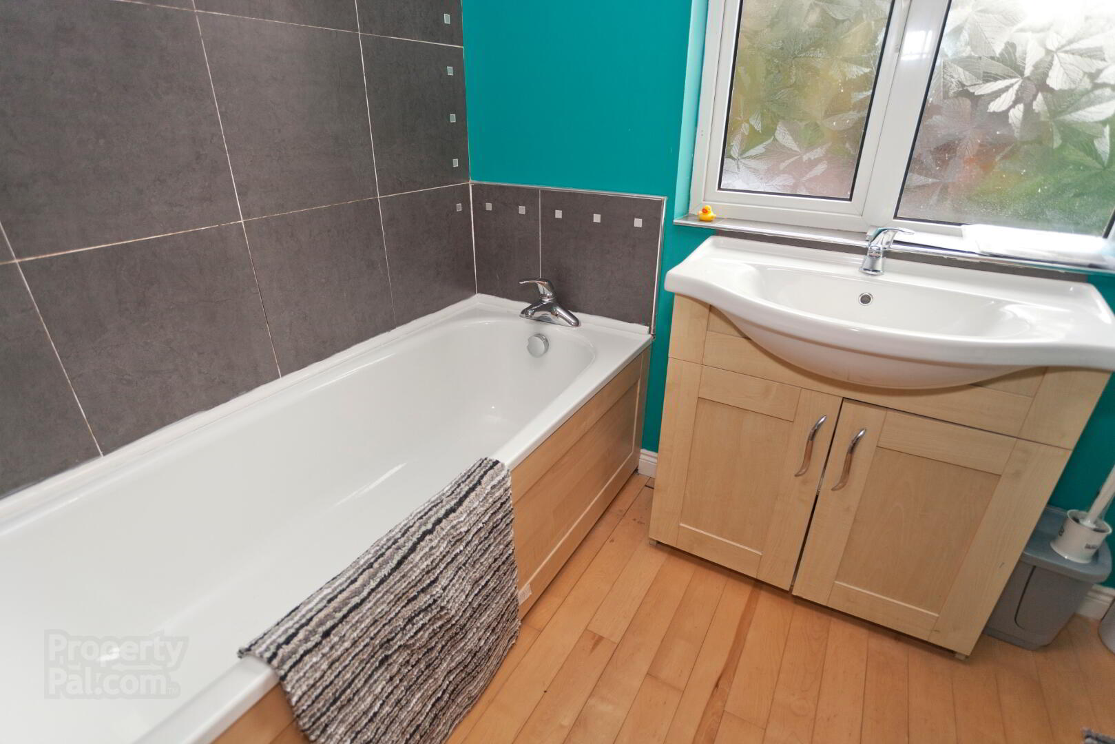 99 Roddens Crescent 14 of 20