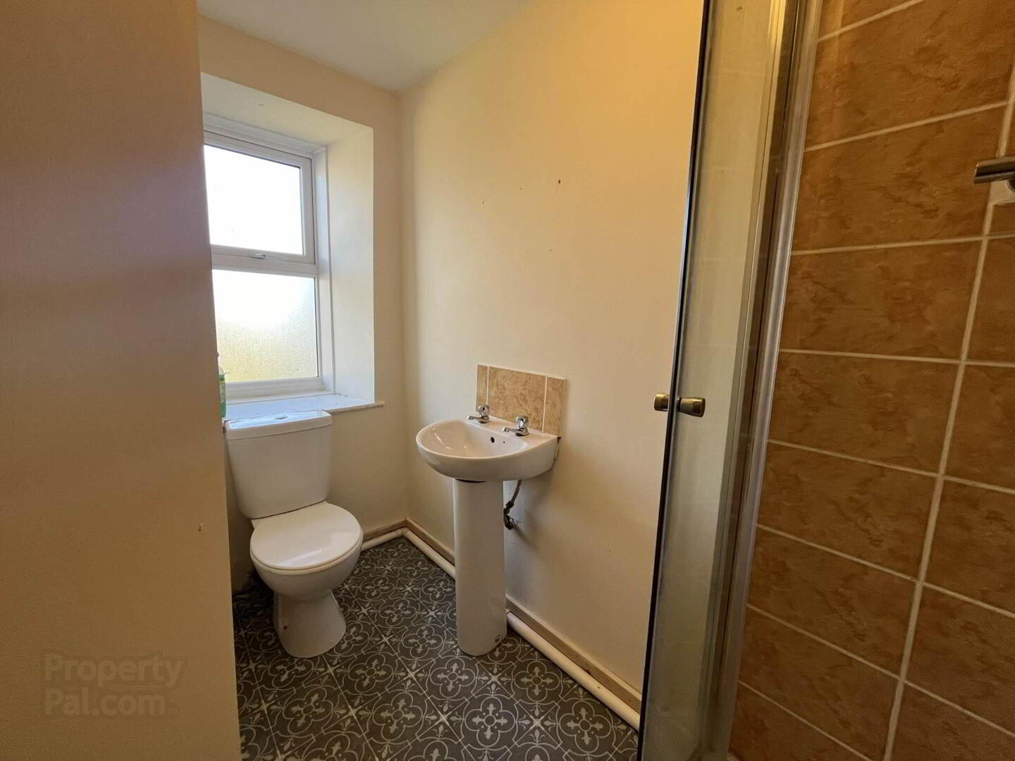 25 O`neill Street 10 of 16