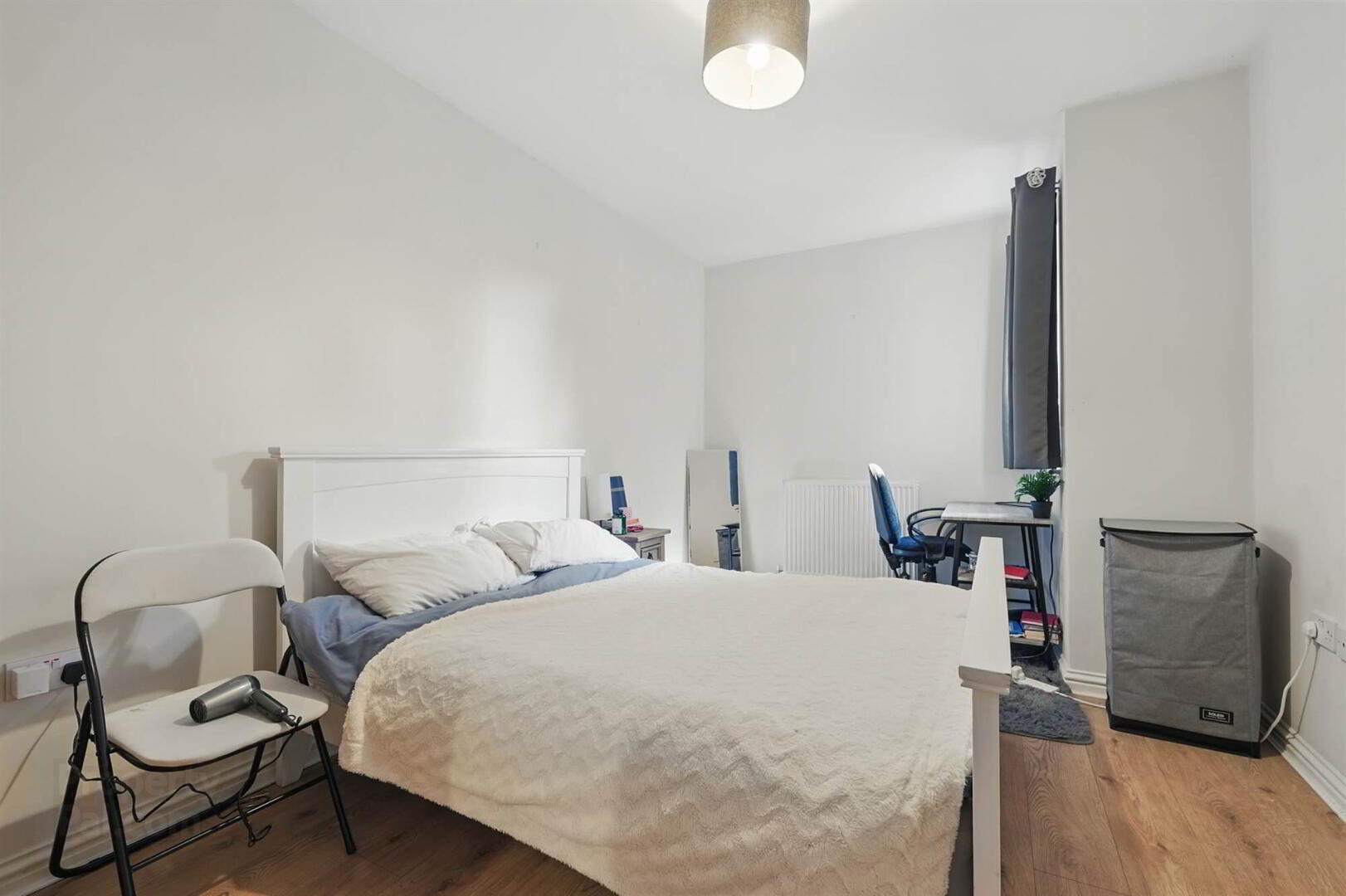 24 Ashley Courtyard, 1a Fane Street 9 of 13