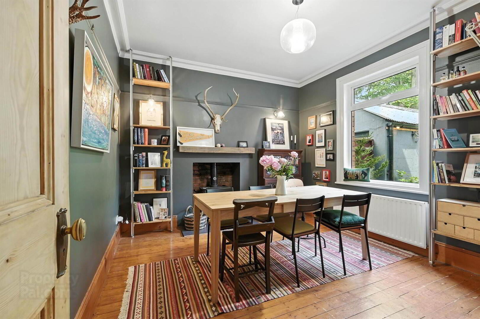 27 Sandhill Gardens 6 of 22