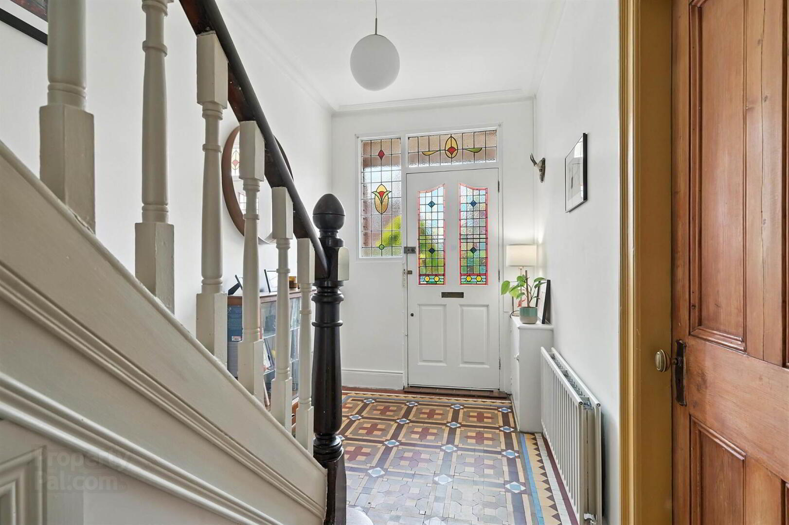 27 Sandhill Gardens 5 of 22