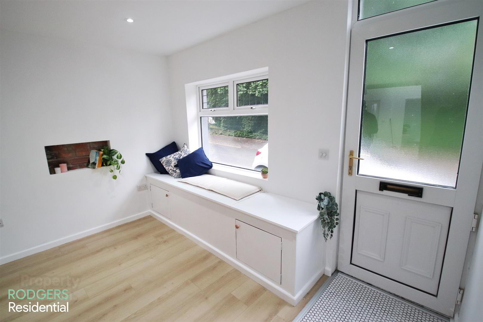 92 Wilgar Street 5 of 17