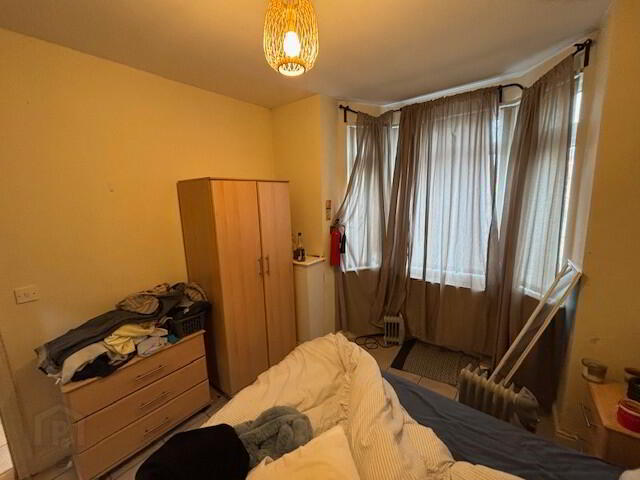 Great House, 72 Rugby Avenue 27 of 52