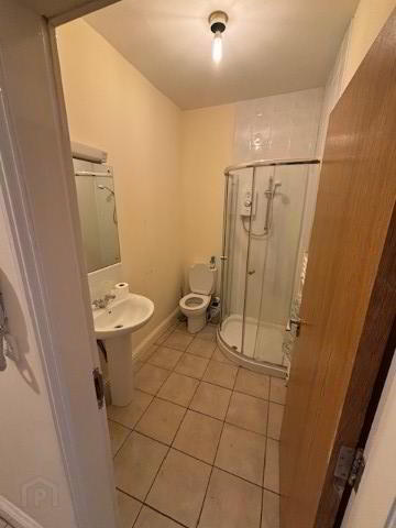 Great House, 72 Rugby Avenue 29 of 52