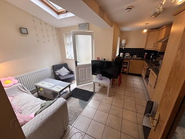 Great House, 72 Rugby Avenue 30 of 52