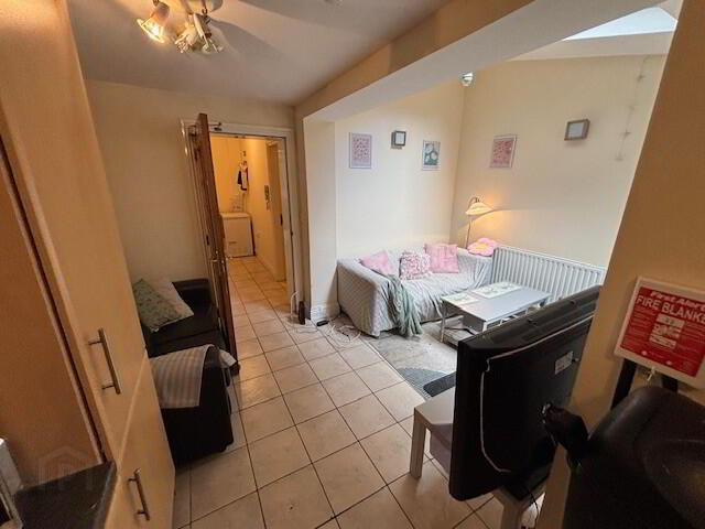 Great House, 72 Rugby Avenue 33 of 52