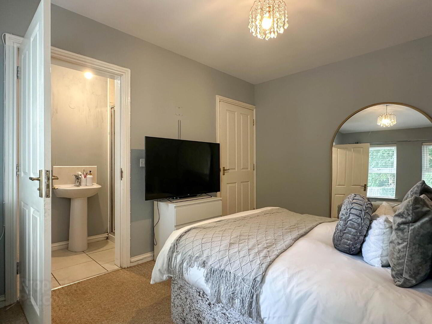 Apt 35, Cloonavin Green 17 of 31