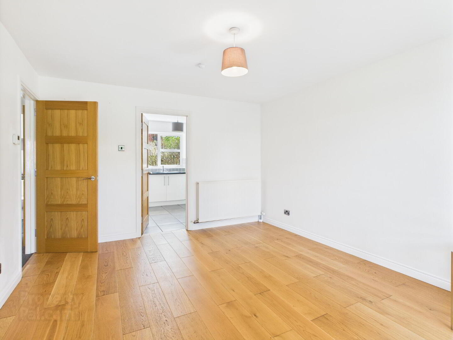 1 Ardenlee Place 4 of 10