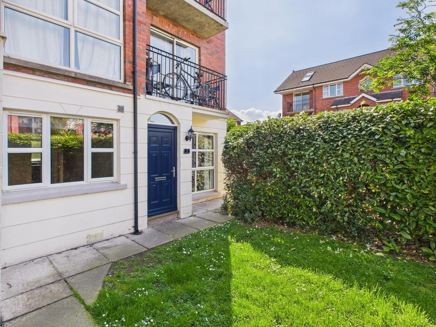 property description image