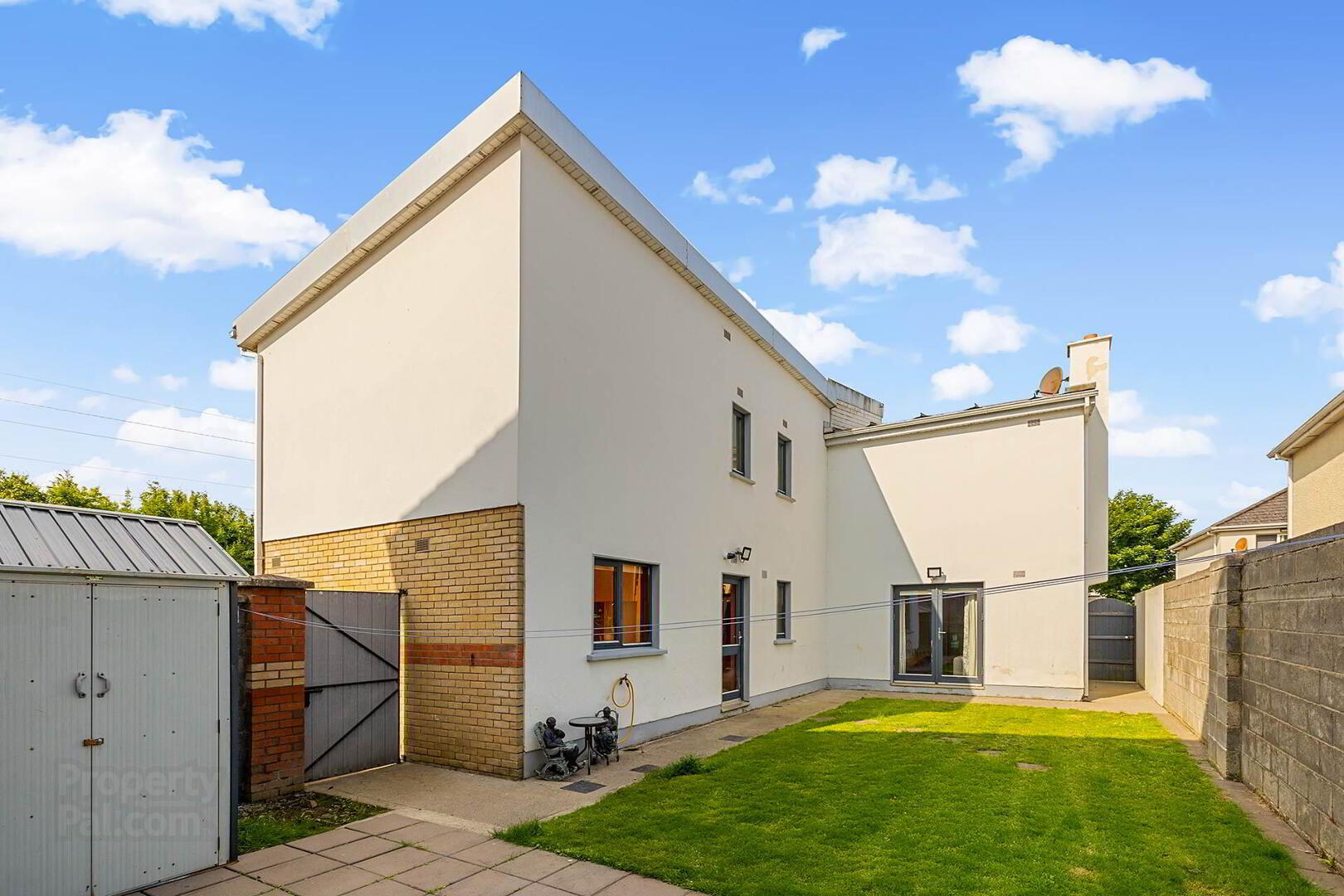20 Willow Avenue 26 of 29