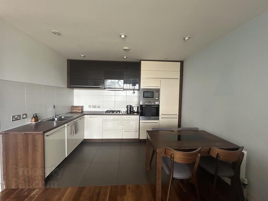 Apt 9-14 The Arc, Queens Road 4 of 7