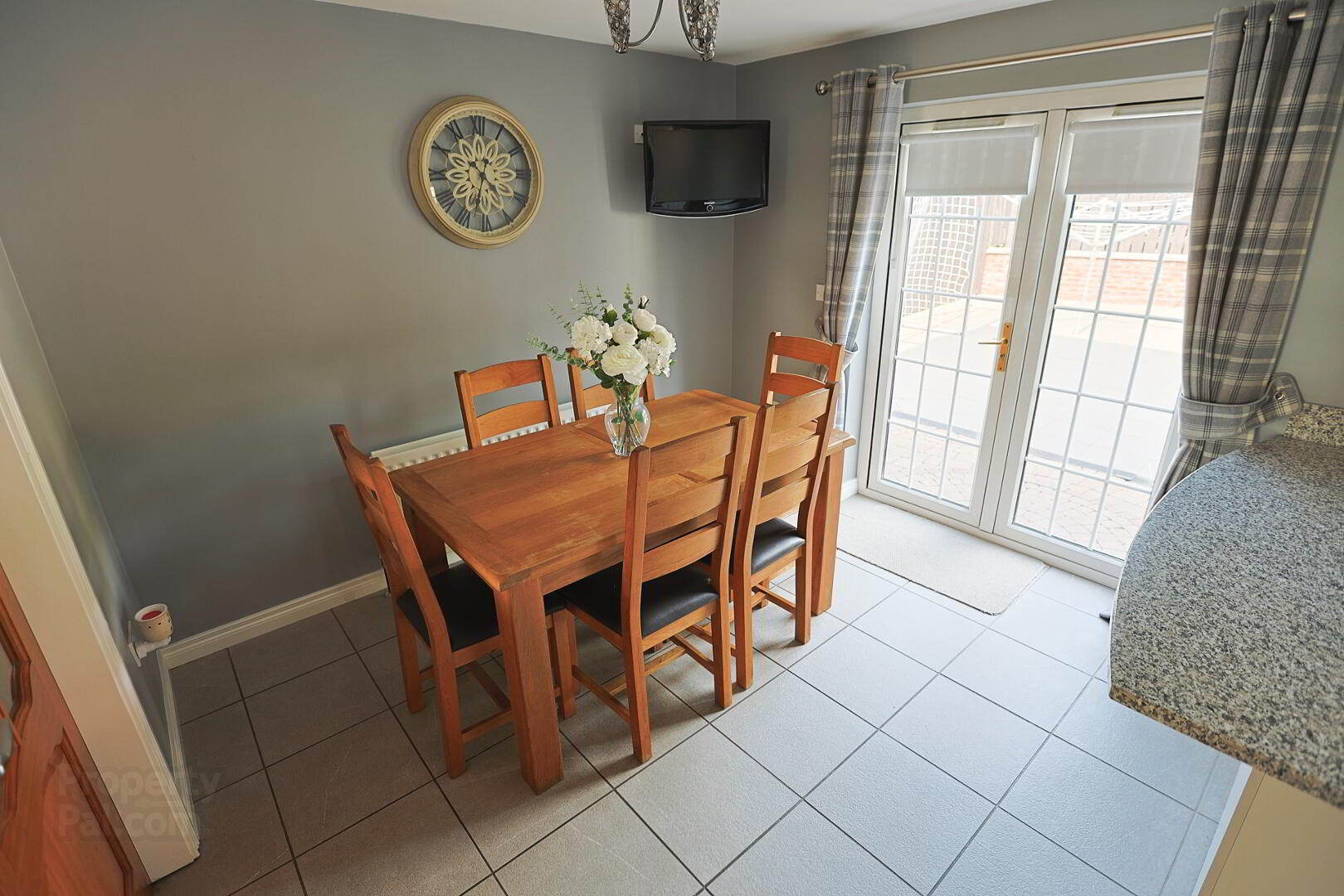 2 Chasewood Manor 17 of 61