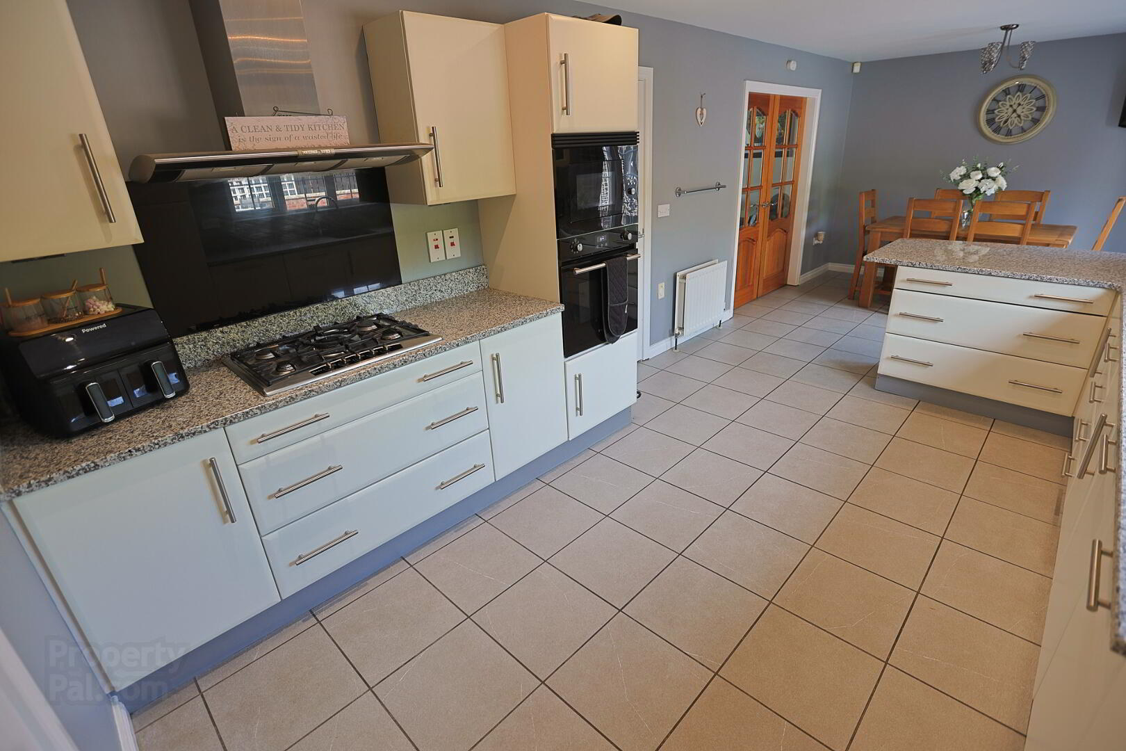 2 Chasewood Manor 22 of 61