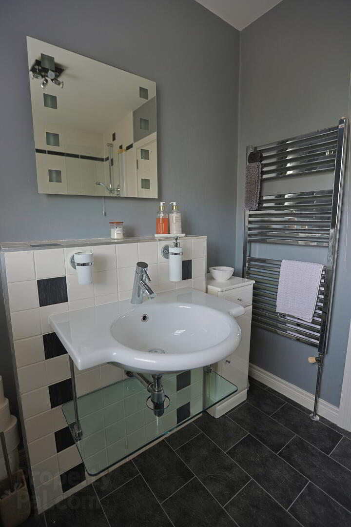 2 Chasewood Manor 55 of 61