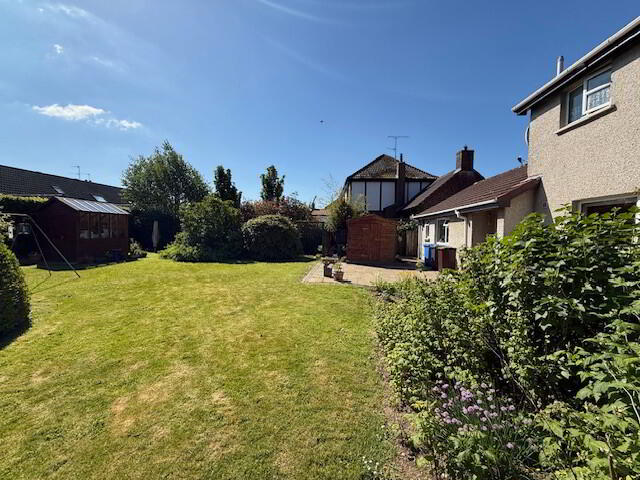 54 Woodvale Road 31 of 35