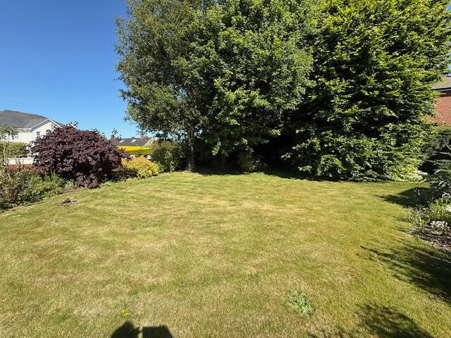 54 Woodvale Road 25 of 35