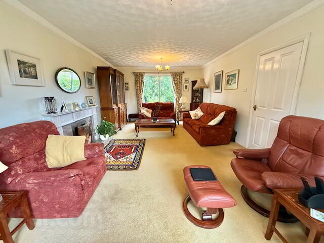 54 Woodvale Road 6 of 35