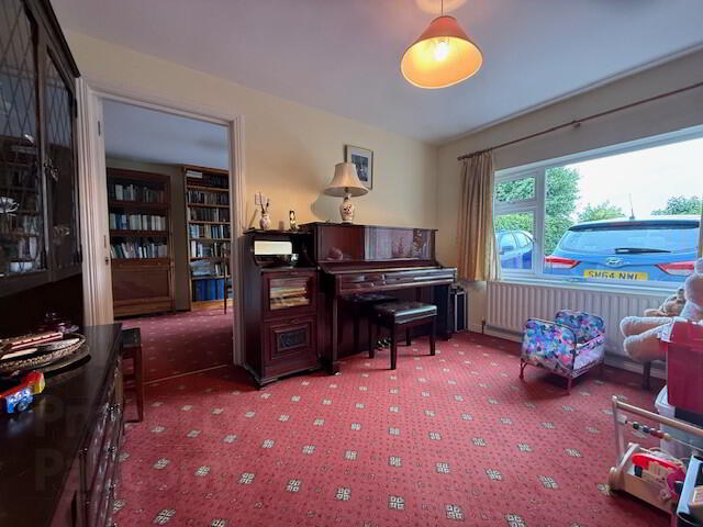 54 Woodvale Road 9 of 35