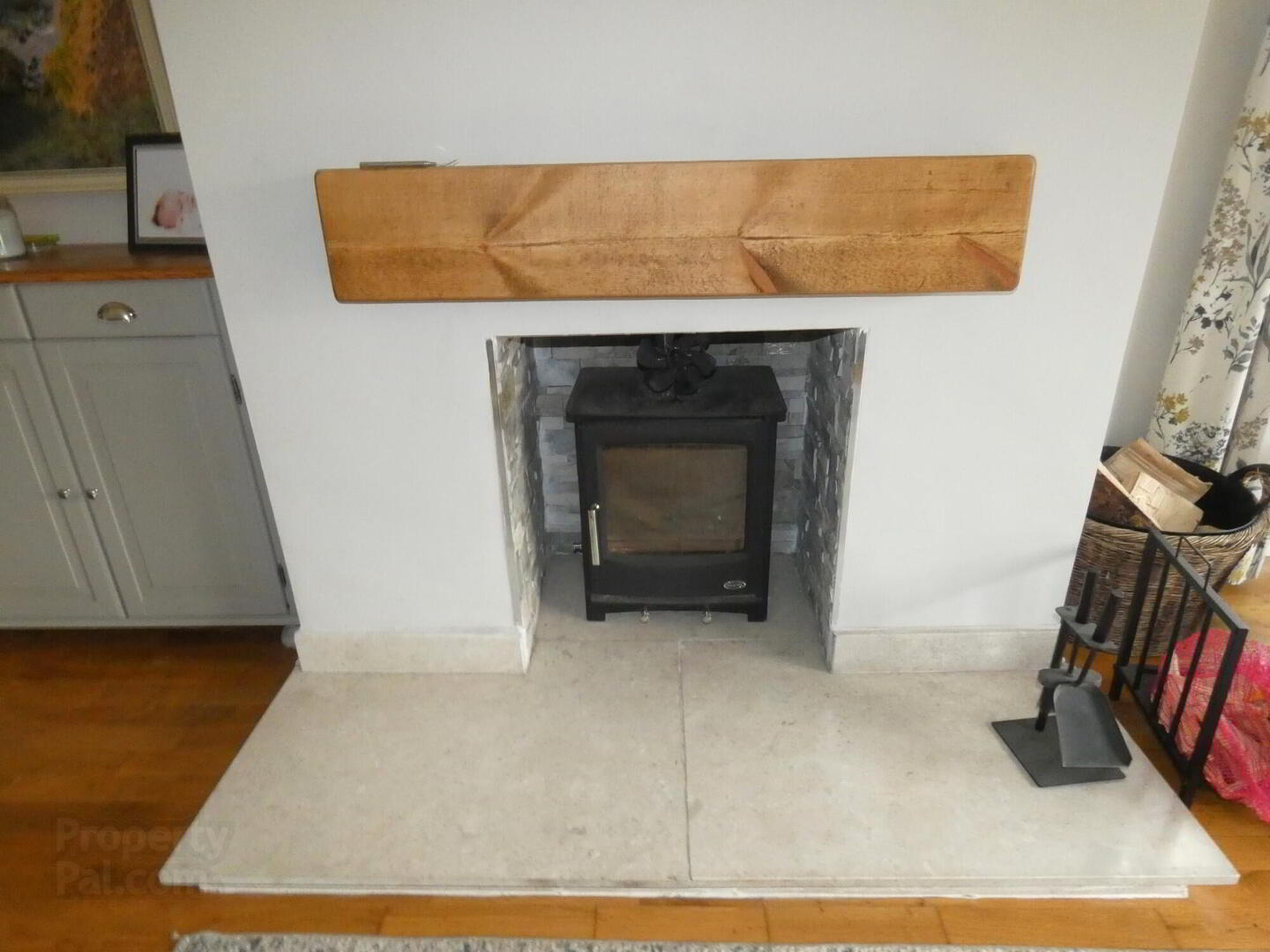 10 Castlehill Crescent 6 of 24