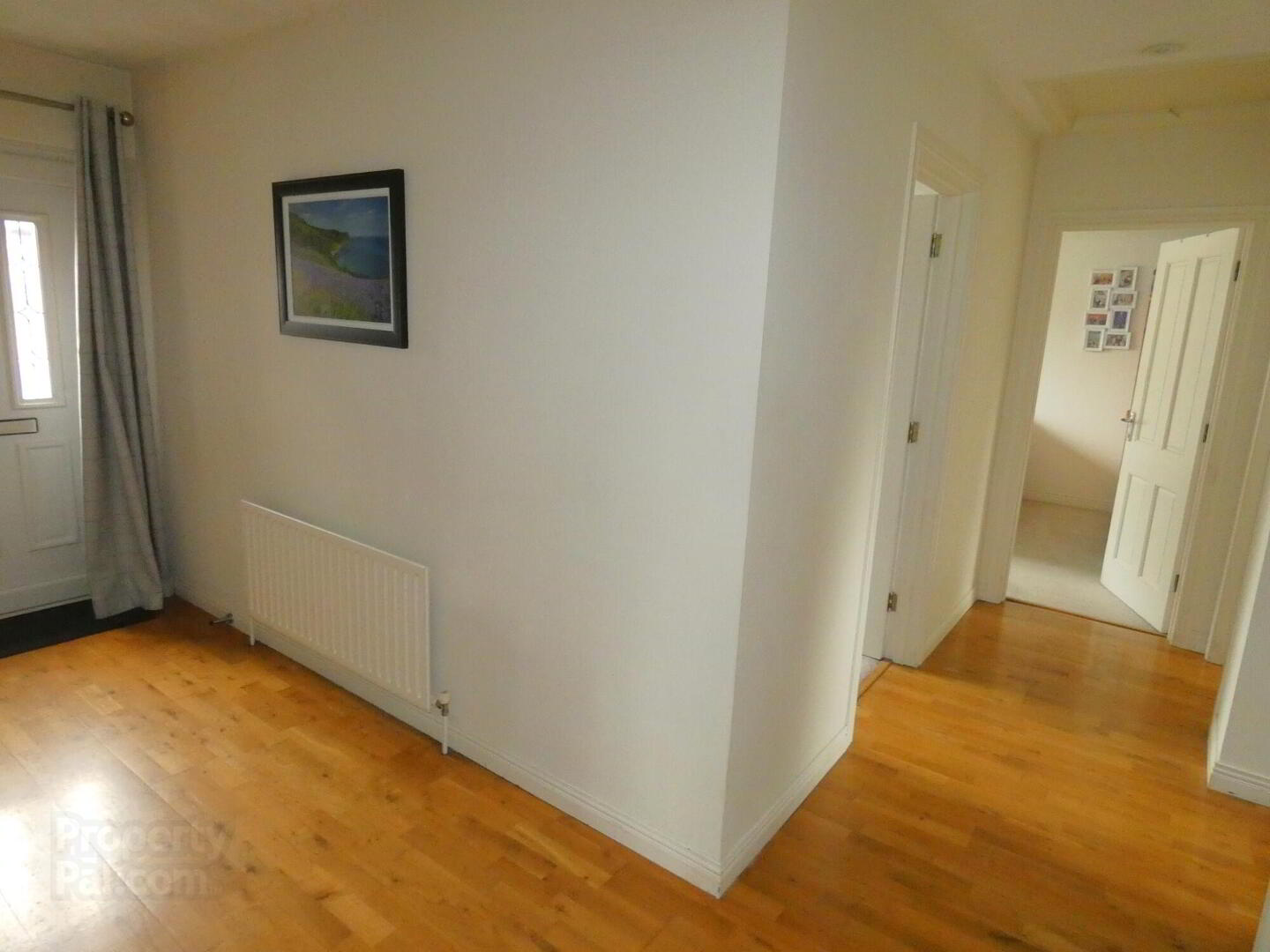 10 Castlehill Crescent 8 of 24