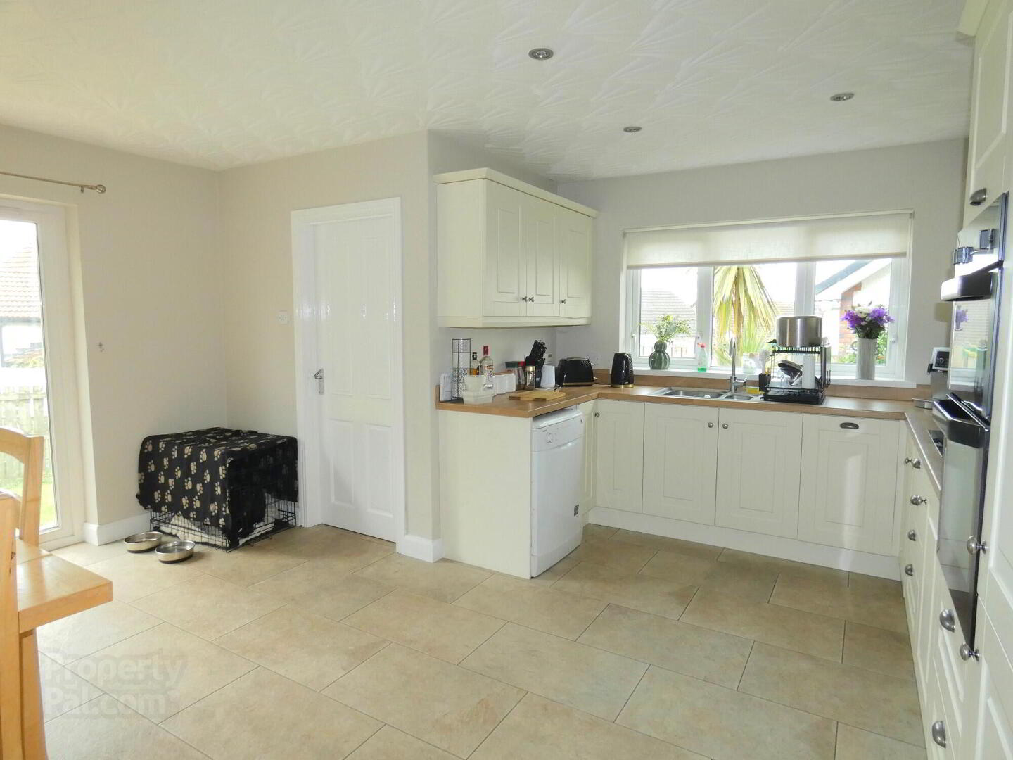 10 Castlehill Crescent 9 of 24