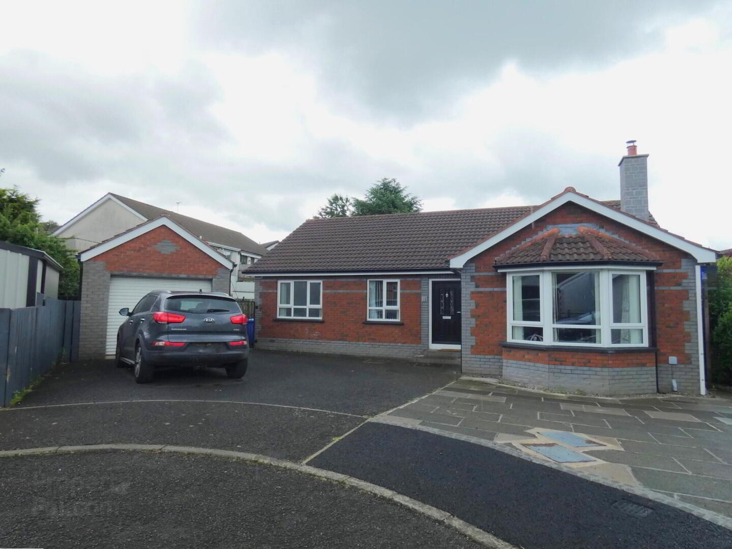 10 Castlehill Crescent 1 of 24