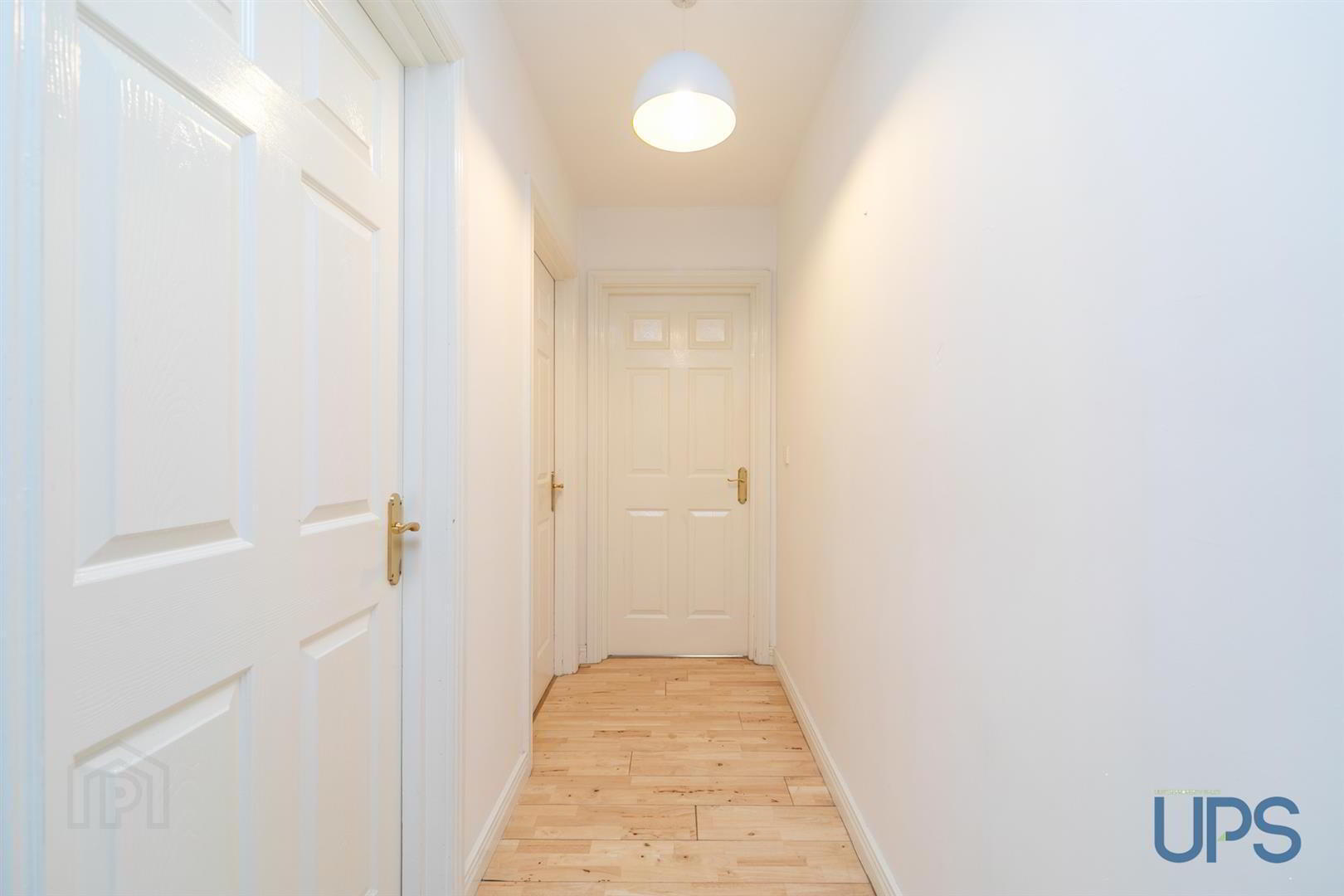 Apt 3 The Coach House, 2b Stockmans Avenue 6 of 23