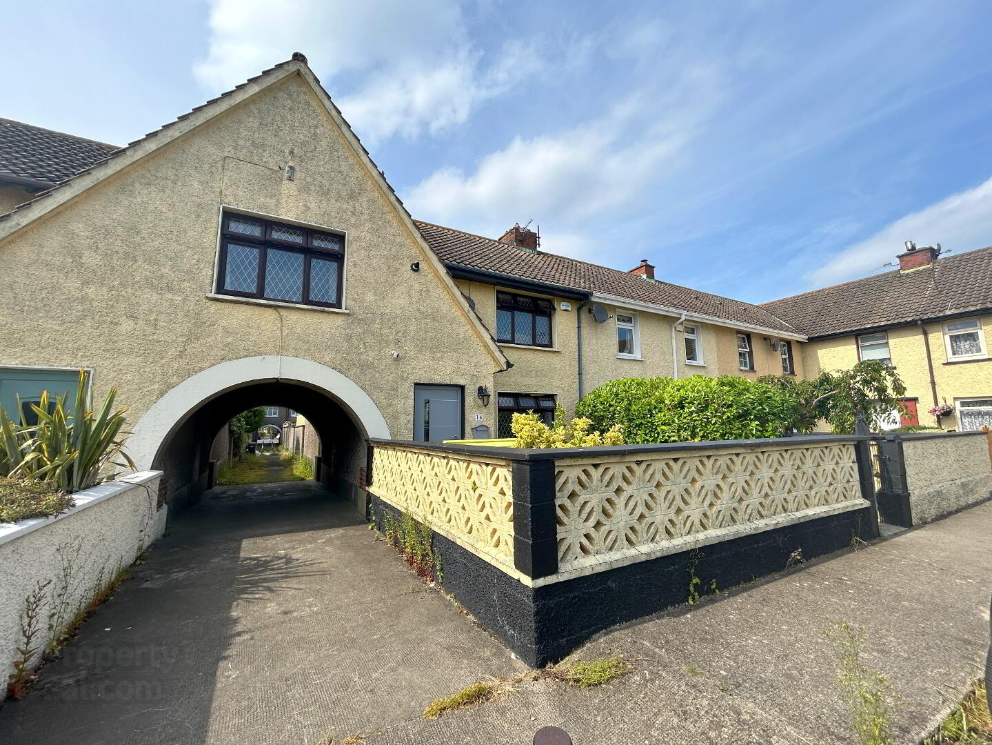 property description image