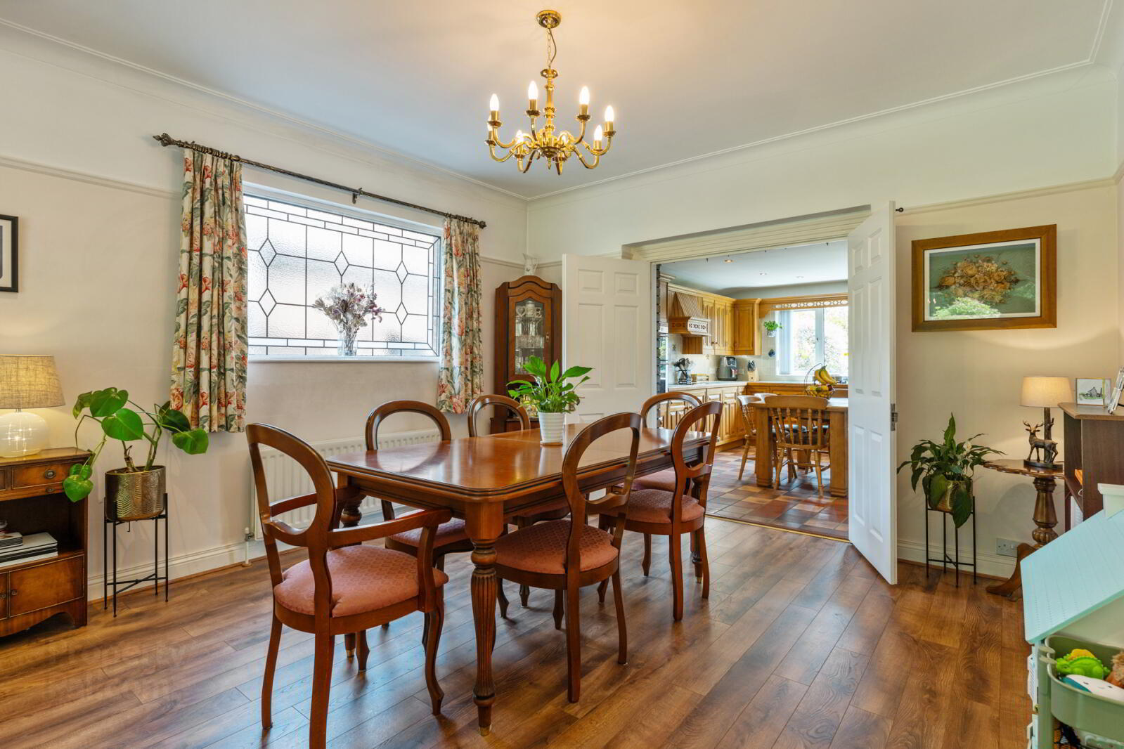 15 Knocktern Gardens 10 of 38