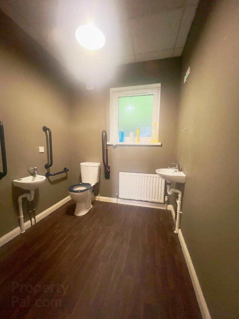 66a Main Street 6 of 7