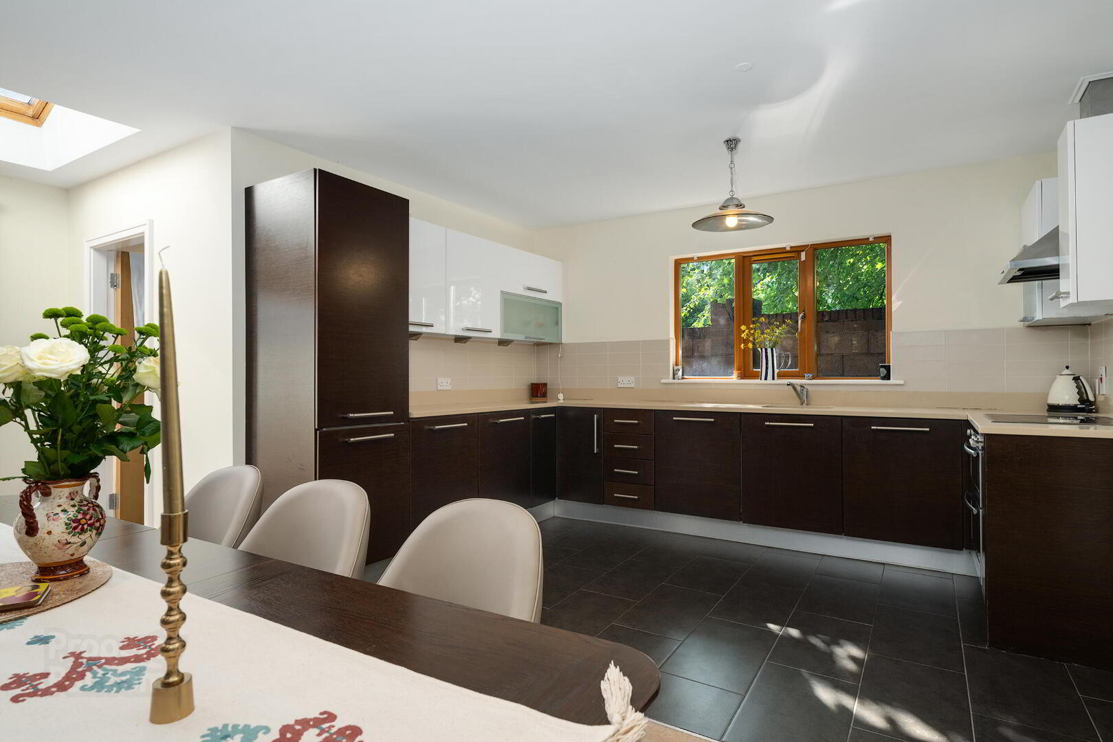 1 Blackthorn Hill Crescent 11 of 35