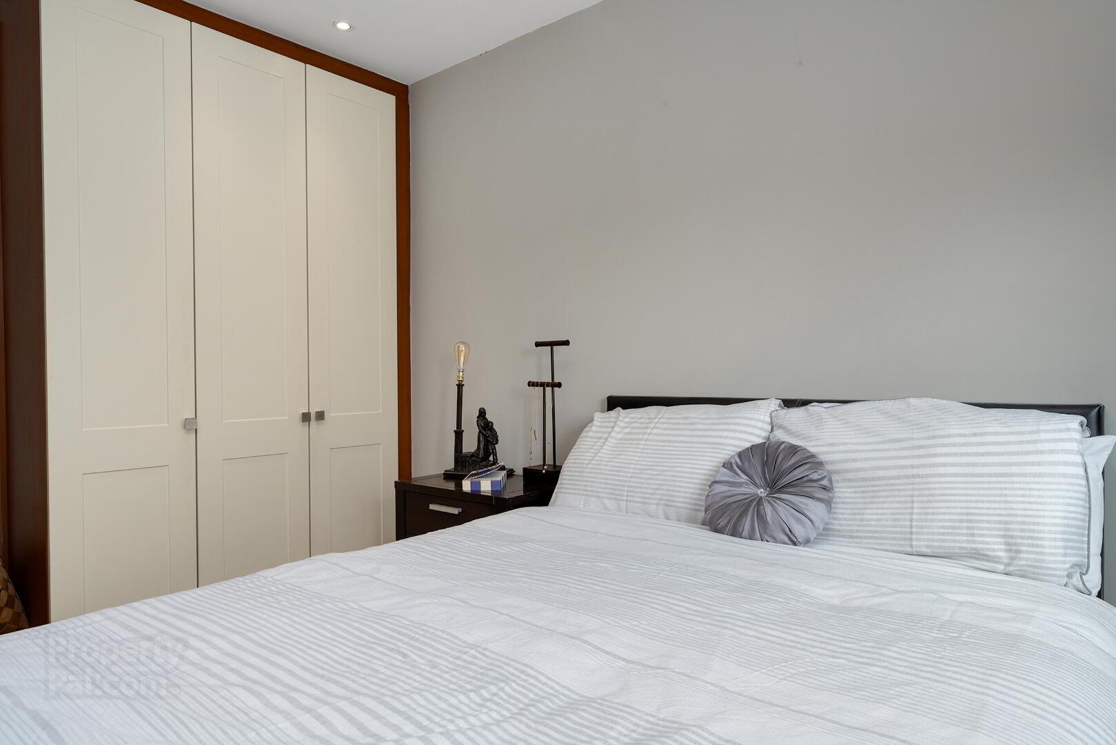 1 Blackthorn Hill Crescent 22 of 35