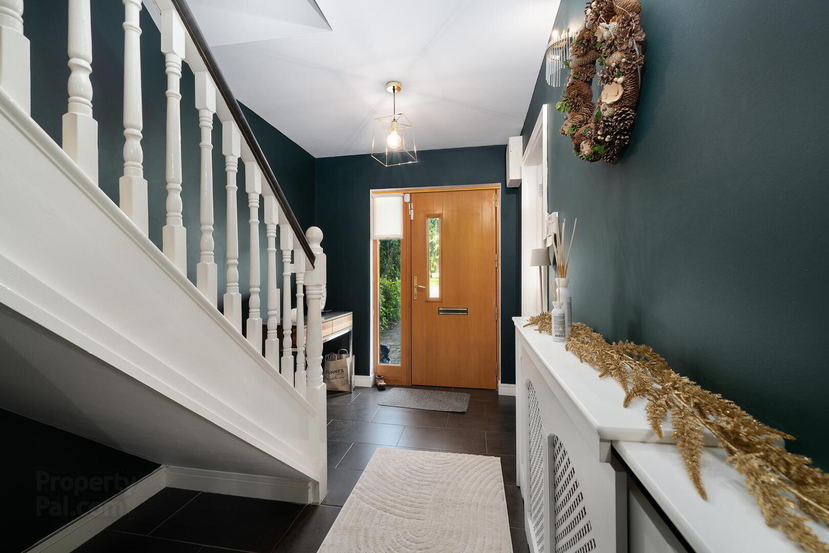 1 Blackthorn Hill Crescent 3 of 35