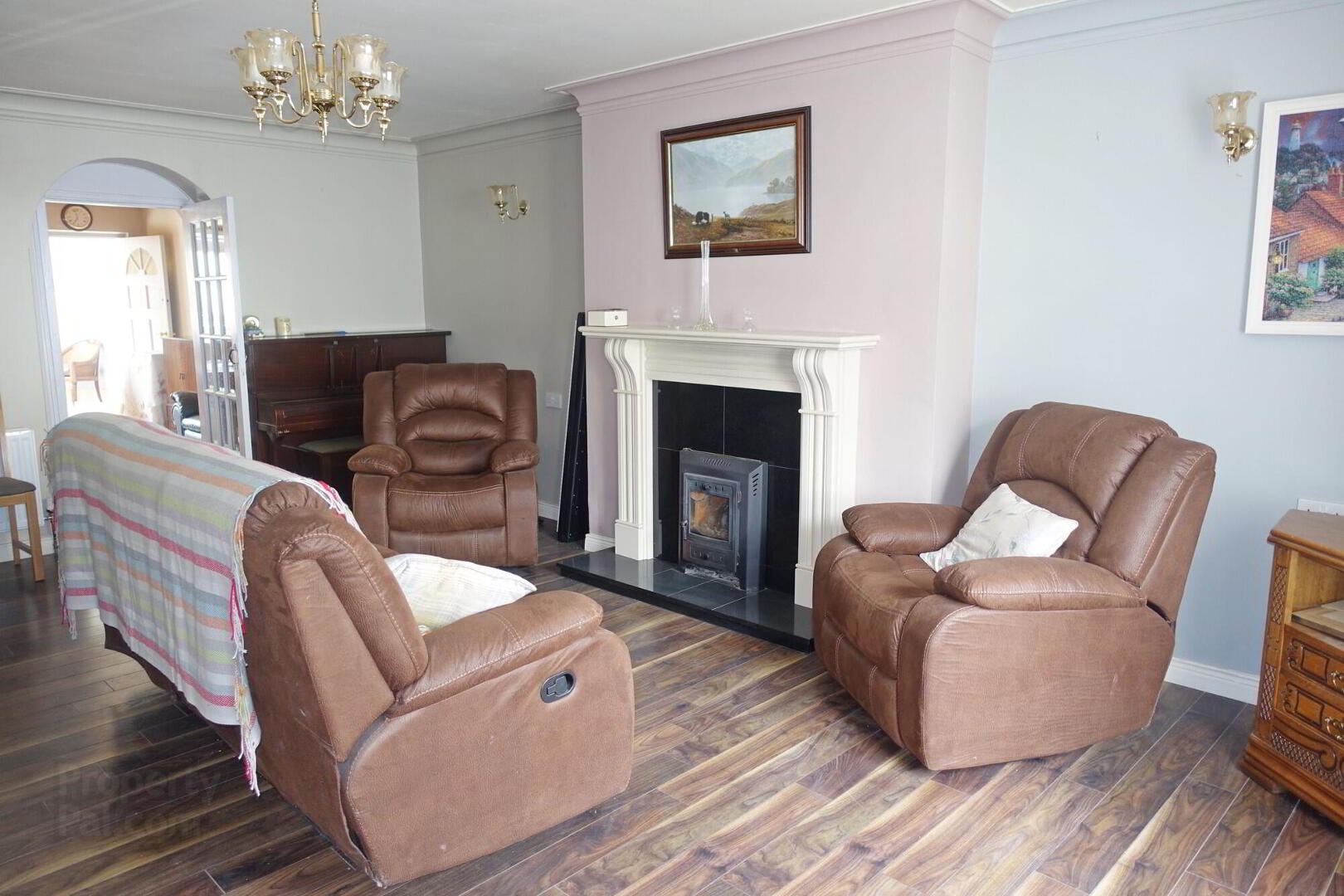 property description image