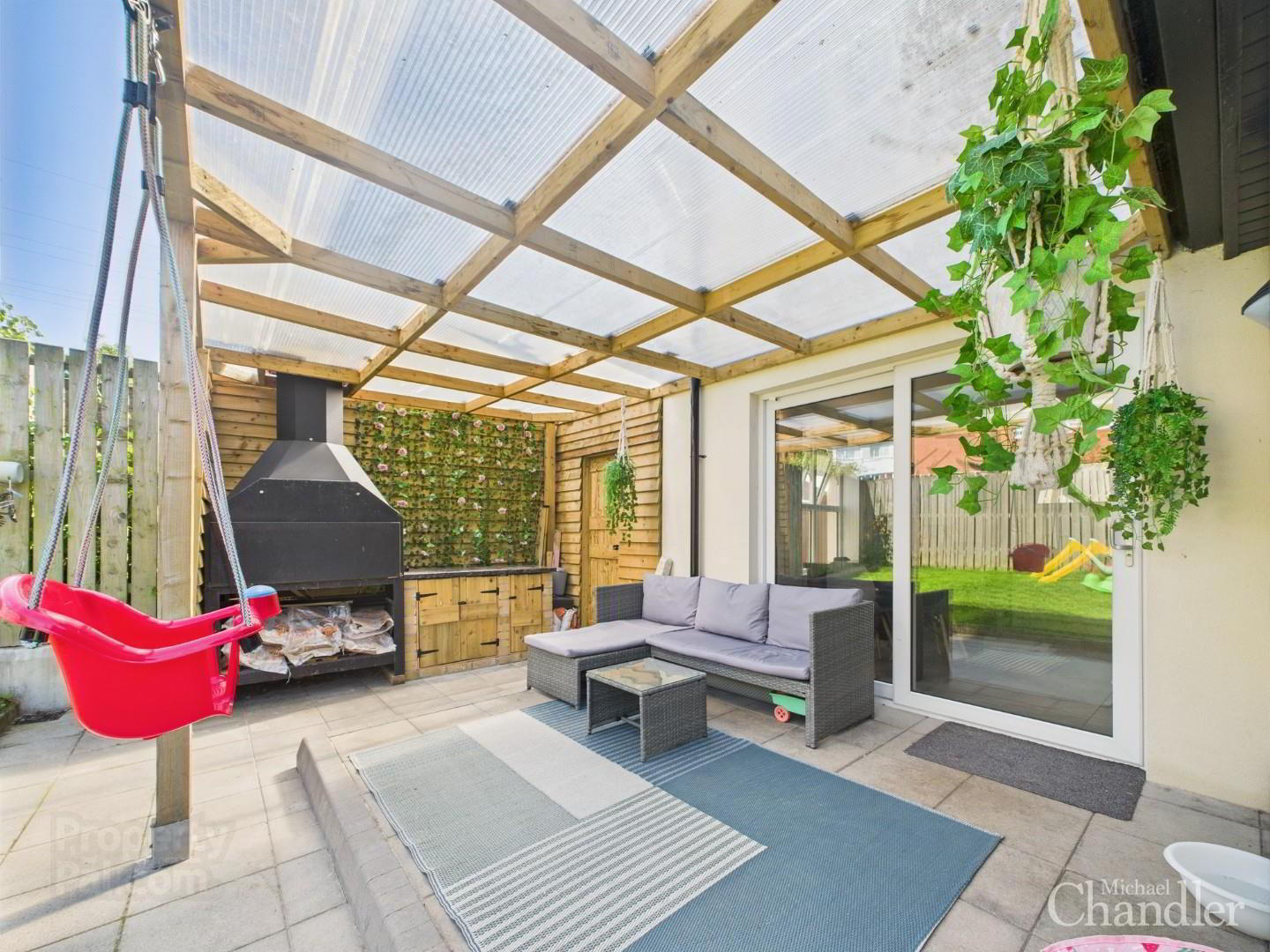 4b Woodbreda Crescent 16 of 18
