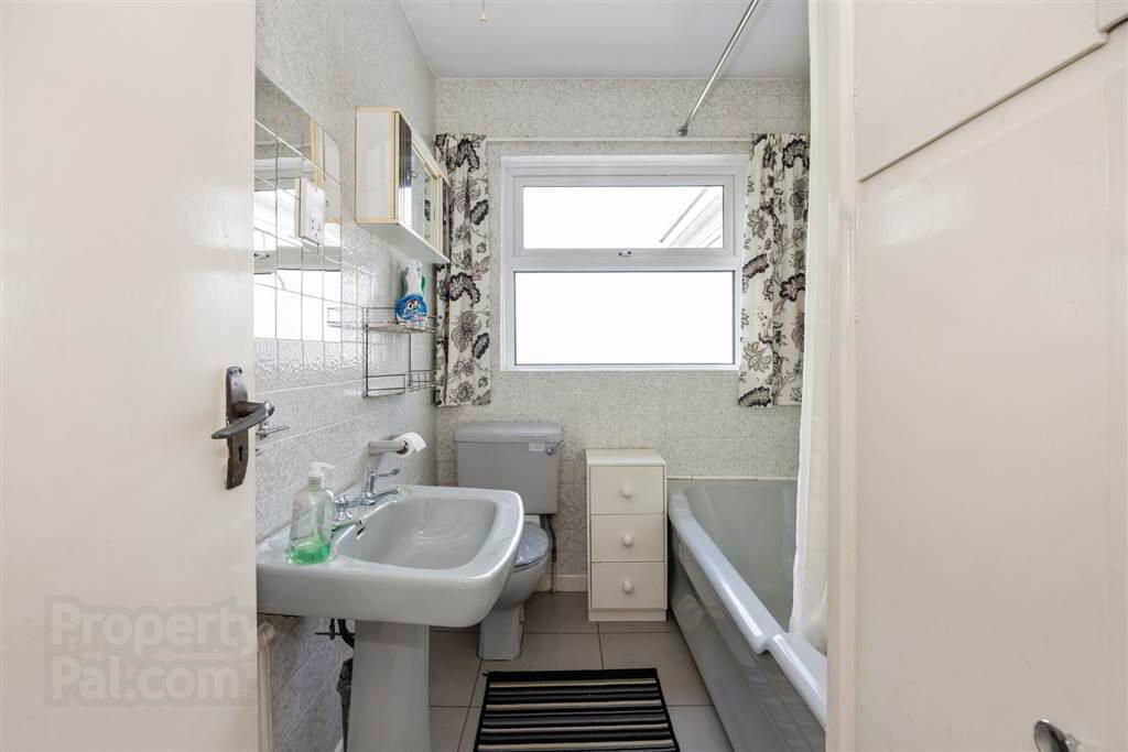 66 Saul Road 18 of 24