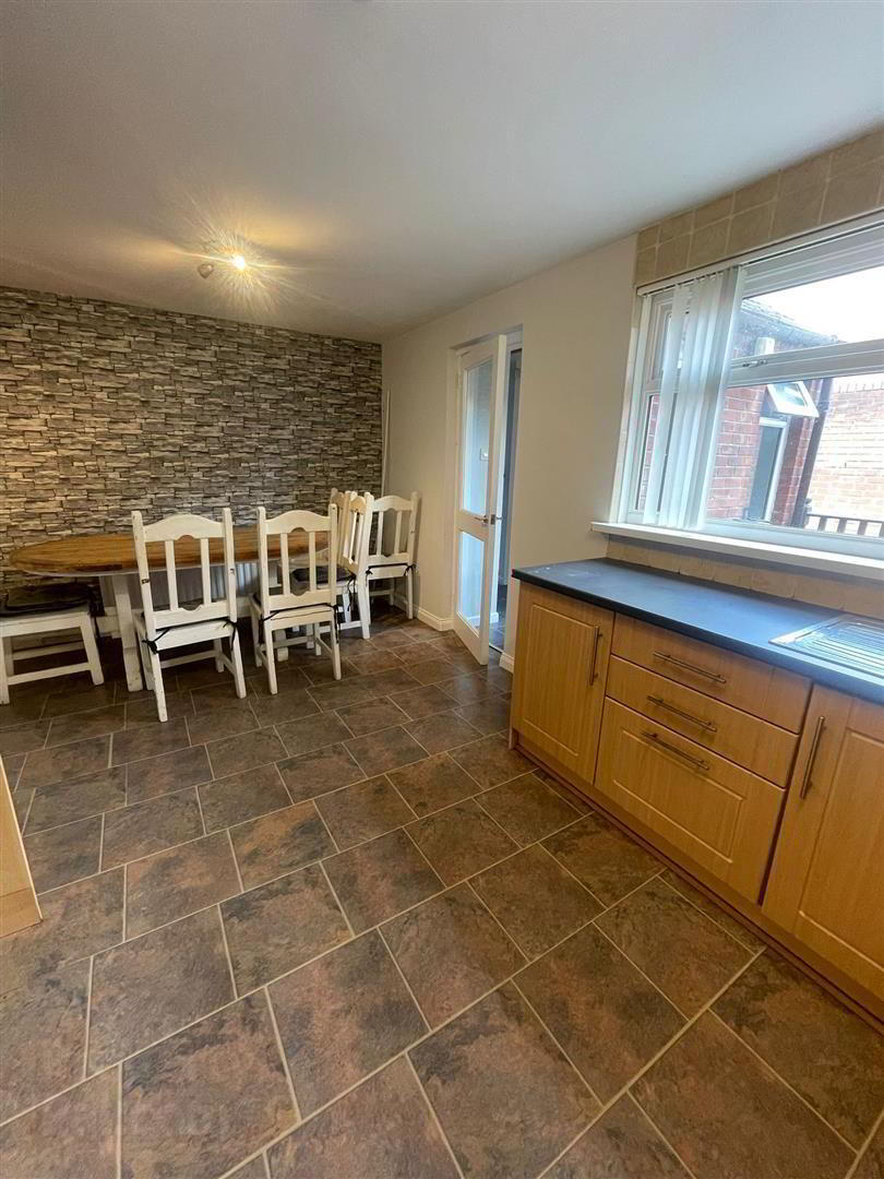68 Beechfield Street 5 of 12