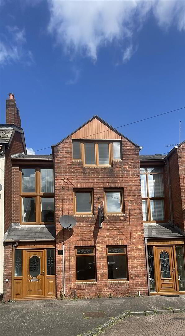 68 Beechfield Street 1 of 12